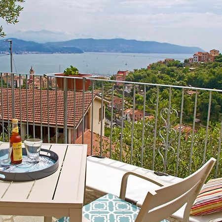 La Terrazza Con L'Ulivo - Guesthouse Con Terrazza E Vista Sul Golfo Dei Poeti La Spezia Exterior foto