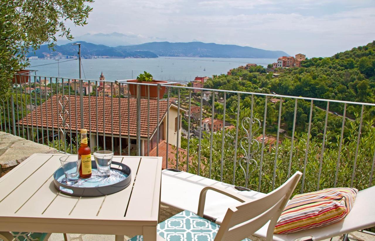La Terrazza Con L'Ulivo - Guesthouse Con Terrazza E Vista Sul Golfo Dei Poeti La Spezia Exterior foto