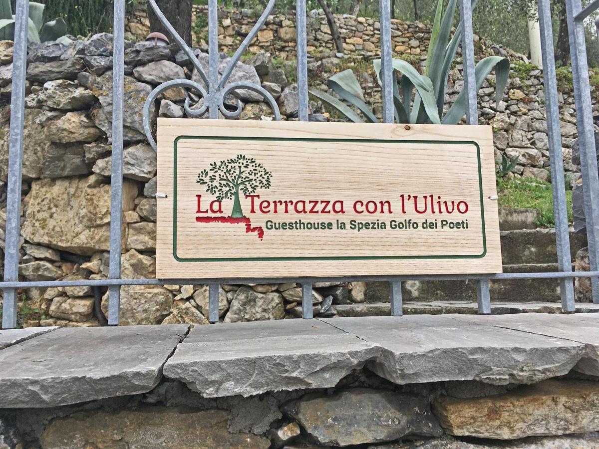 La Terrazza Con L'Ulivo - Guesthouse Con Terrazza E Vista Sul Golfo Dei Poeti La Spezia Exterior foto