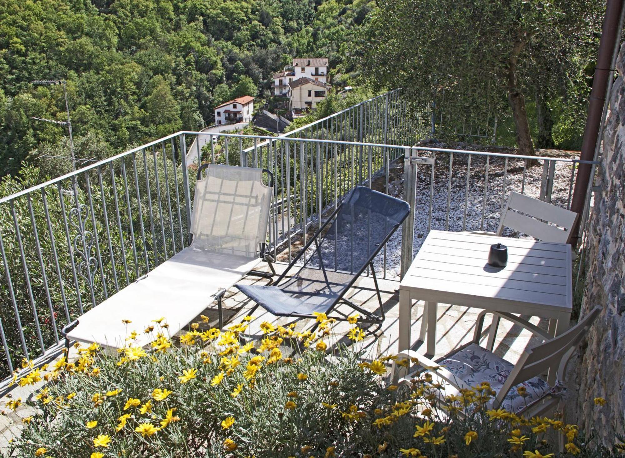 La Terrazza Con L'Ulivo - Guesthouse Con Terrazza E Vista Sul Golfo Dei Poeti La Spezia Exterior foto